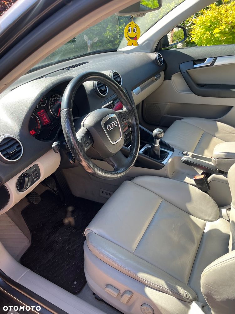 Audi A3 Sportback - 4