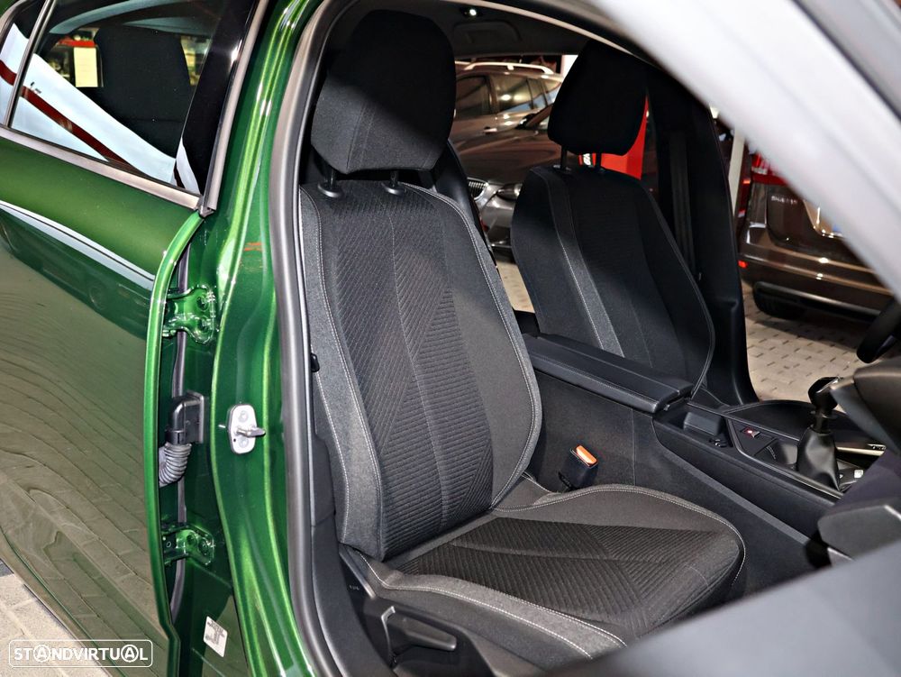 Peugeot 308 1.2 PureTech Active Pack - 20