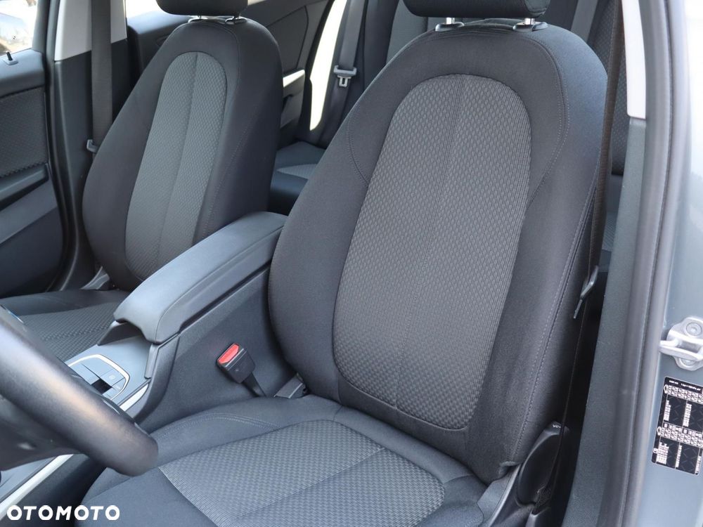 BMW Seria 1 - 8