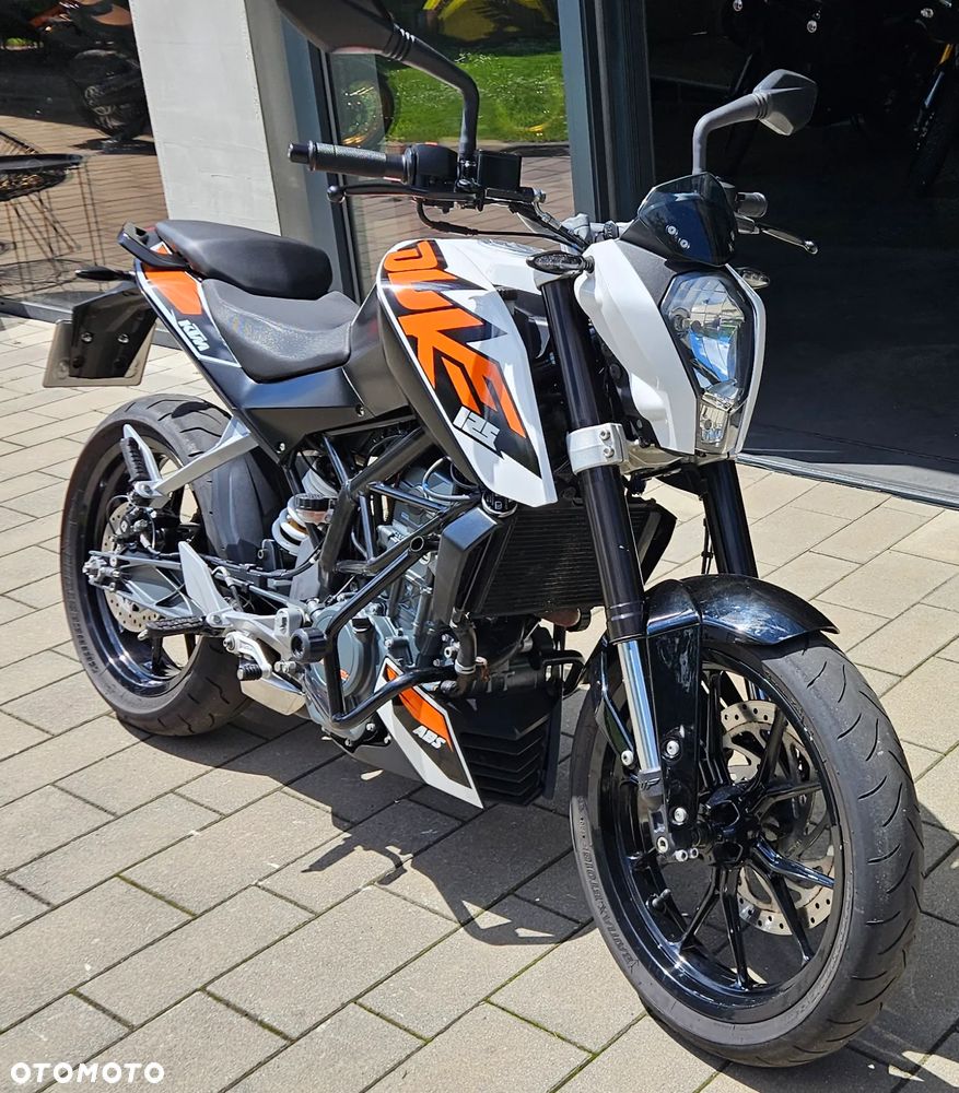 KTM Duke 125 - 12