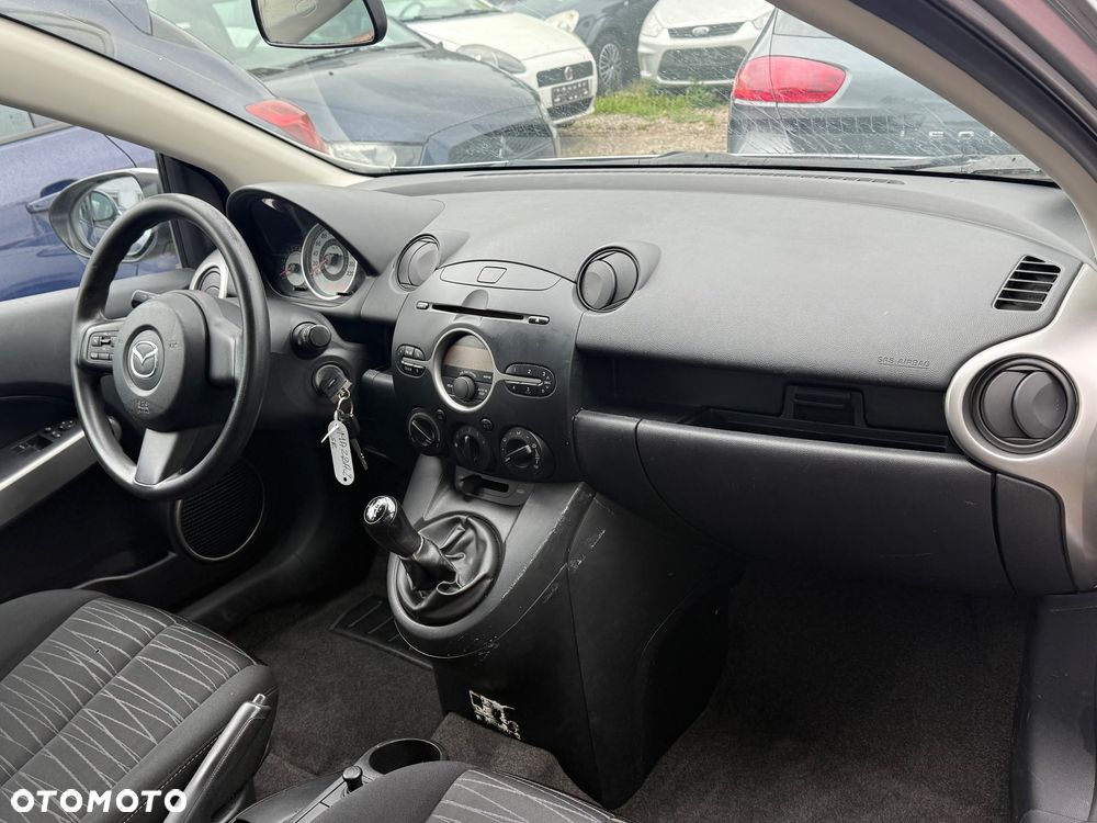 Mazda 2 1.3 Exclusive+ - 8