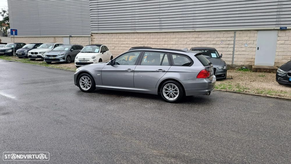 BMW 320 d Touring LifeStyle Auto - 23