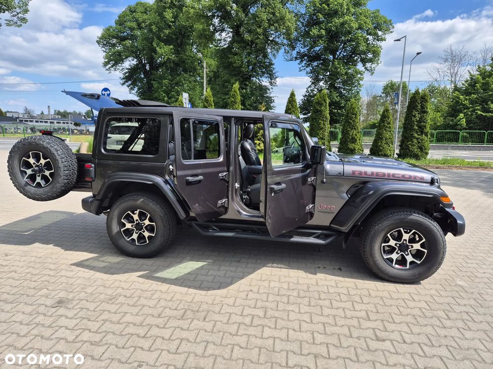 Jeep Wrangler - 21