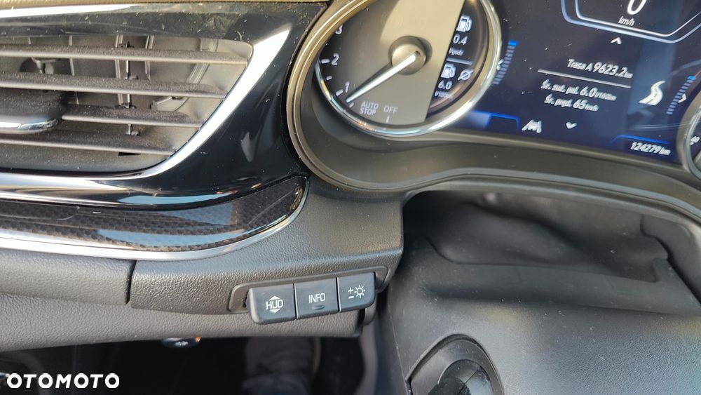 Opel Insignia 2.0 CDTI Business Elegance S&S - 25