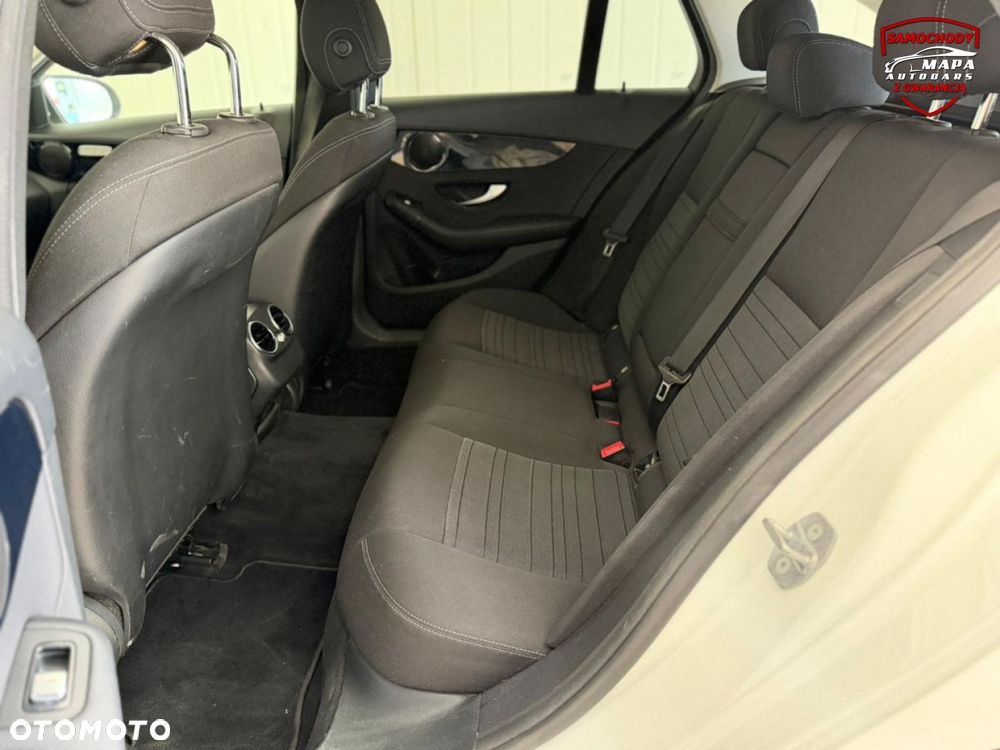 Mercedes-Benz Klasa C 200 d 9G-TRONIC - 25
