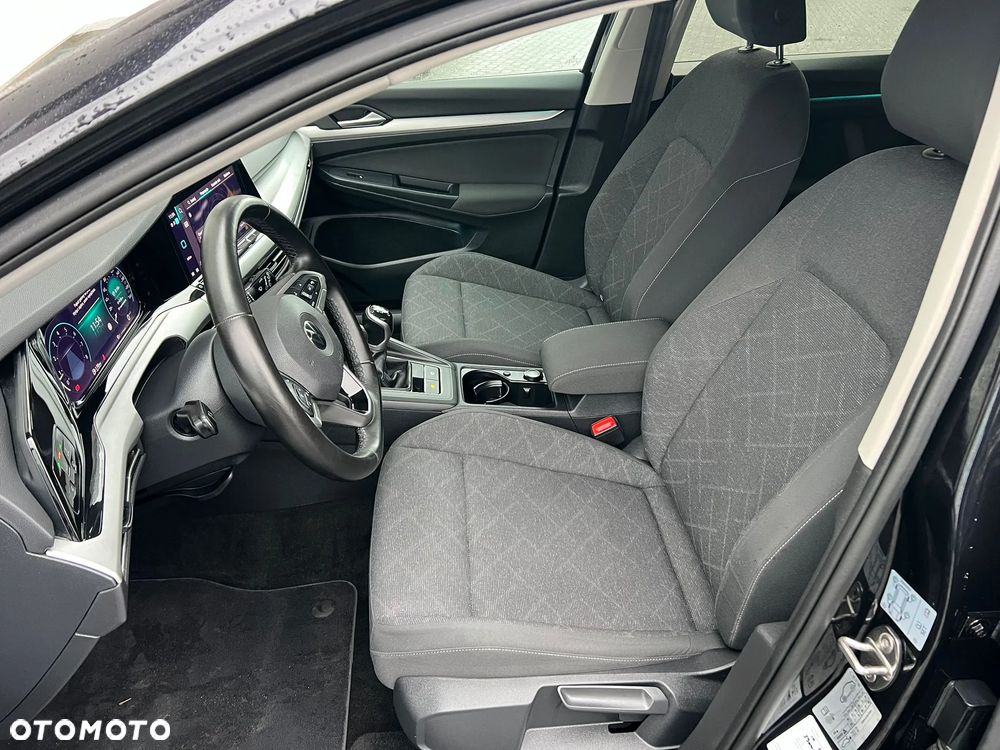 Volkswagen Golf - 12