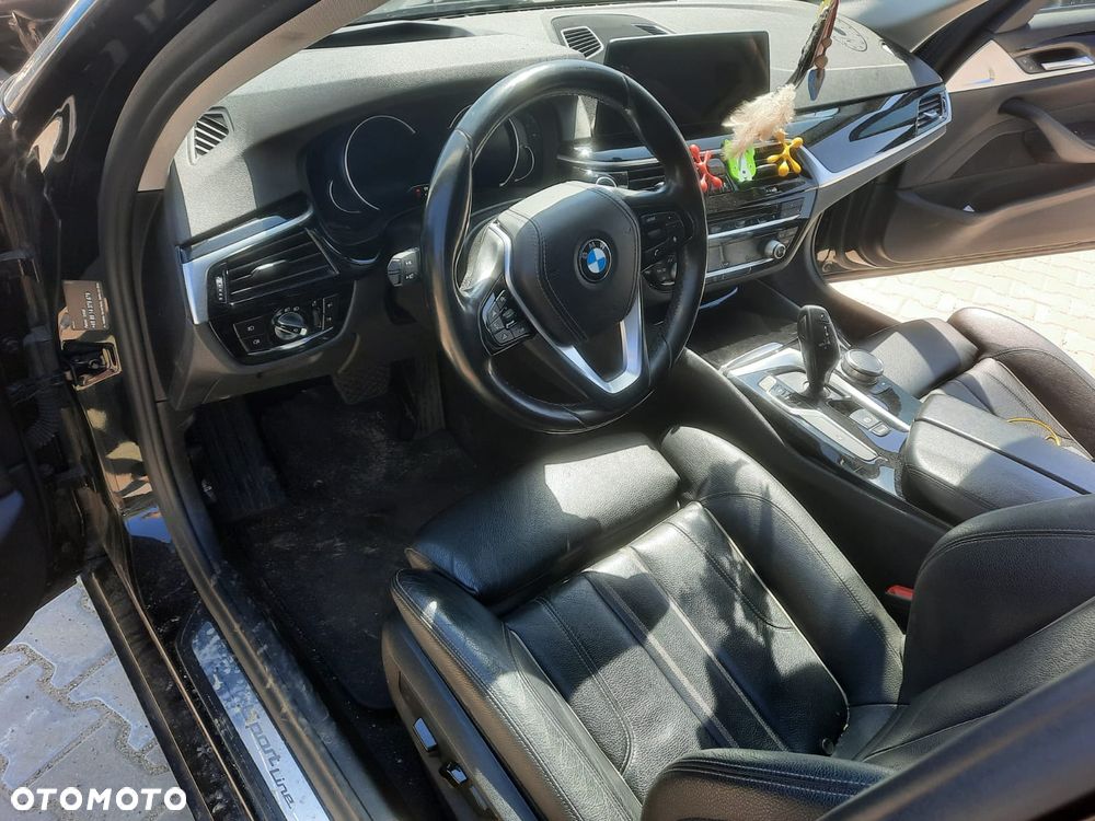 BMW Seria 5 520d Luxury Line - 21