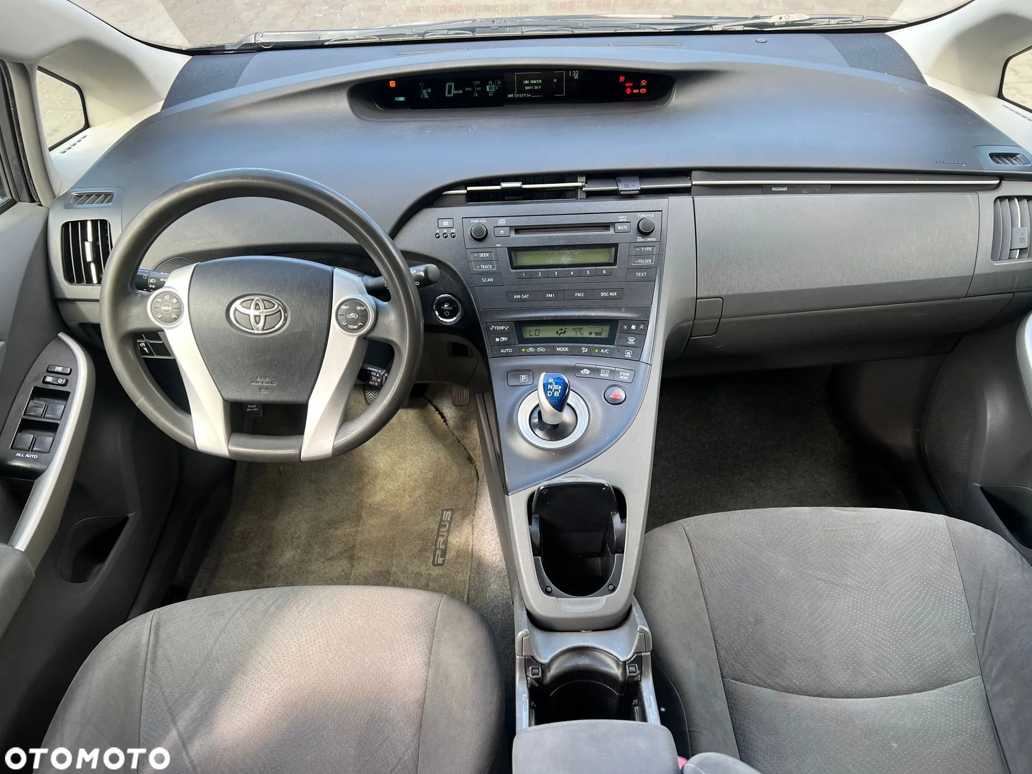 Toyota Prius 1.8 HSD Active - 10
