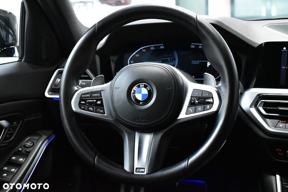 BMW Seria 3 330i xDrive M Sport sport - 15