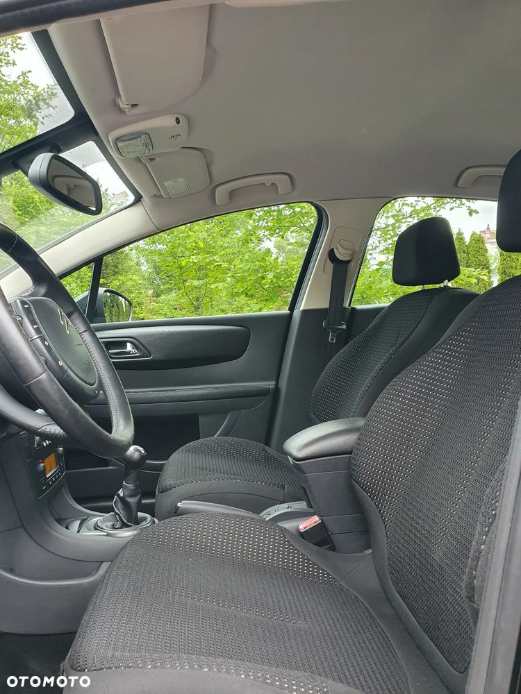 Citroën C4 1.6 VTi SX - 8