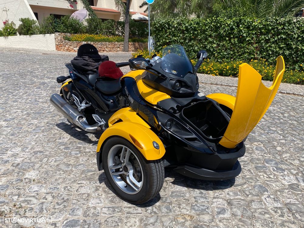 Can-Am Spyder RS Premiere Edition n* 1783 - 11