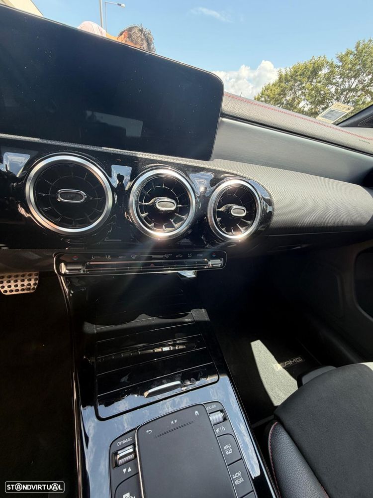 Mercedes-Benz CLA 200 d Shooting Brake AMG Line Aut. - 18