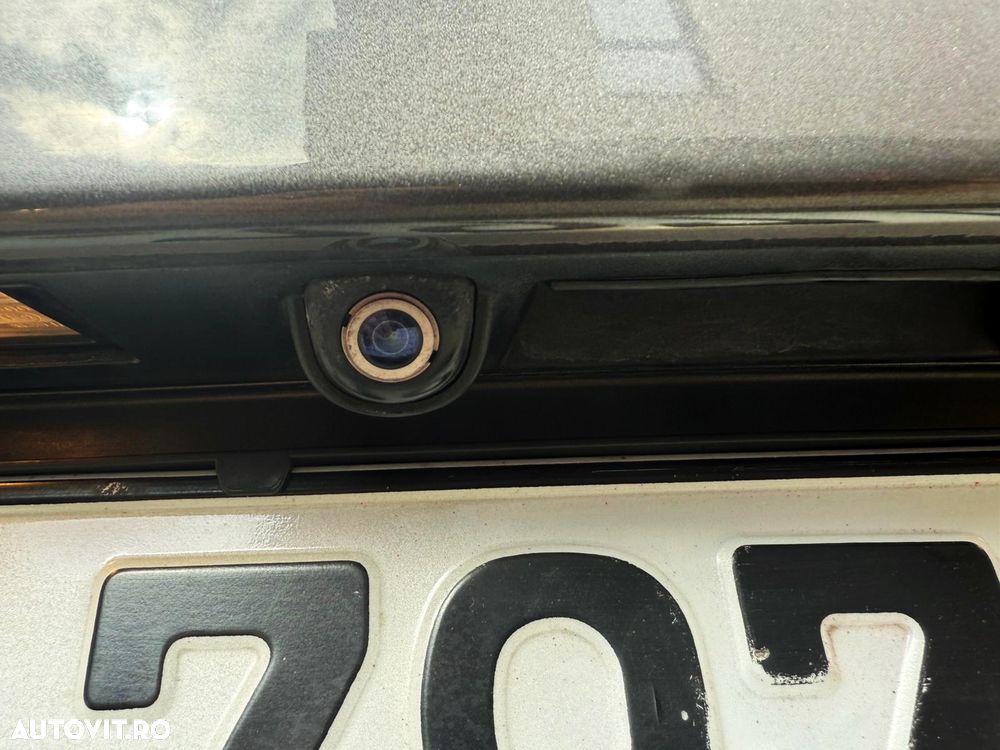 Hyundai Tucson 2.0 CRDI 4WD Automatik Style - 19