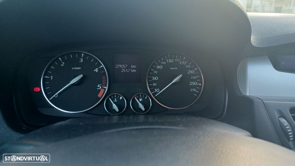 Renault Laguna Break 2.0 dCi Dynamique S - 6