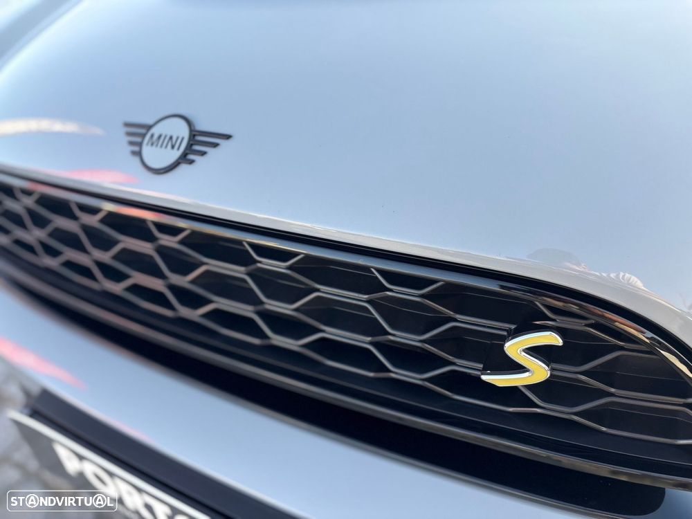 MINI Countryman Cooper SE Premium P. Untamed Edition Auto - 11