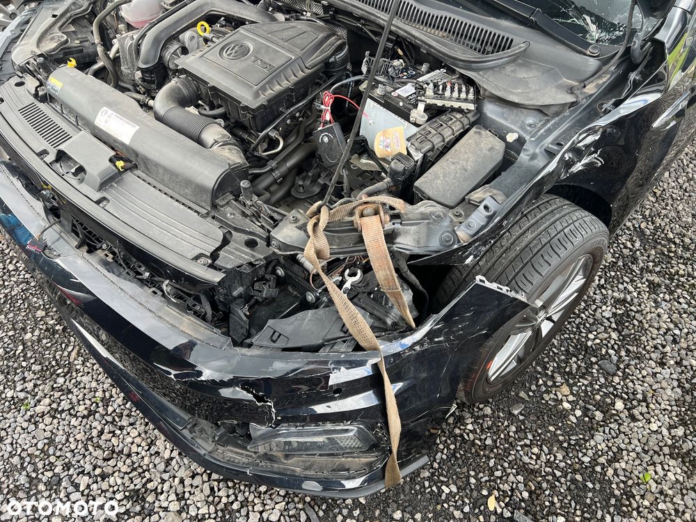 Volkswagen Polo 1.0 TSI R-Line - 5