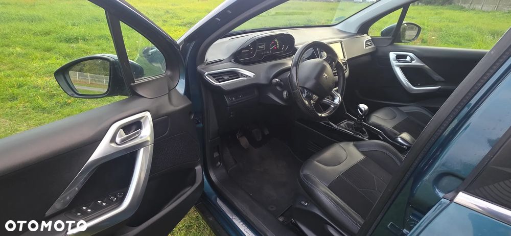 Peugeot 2008 - 6