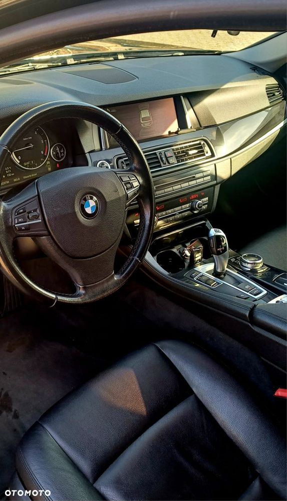 BMW Seria 5 520d xDrive Luxury Line - 16