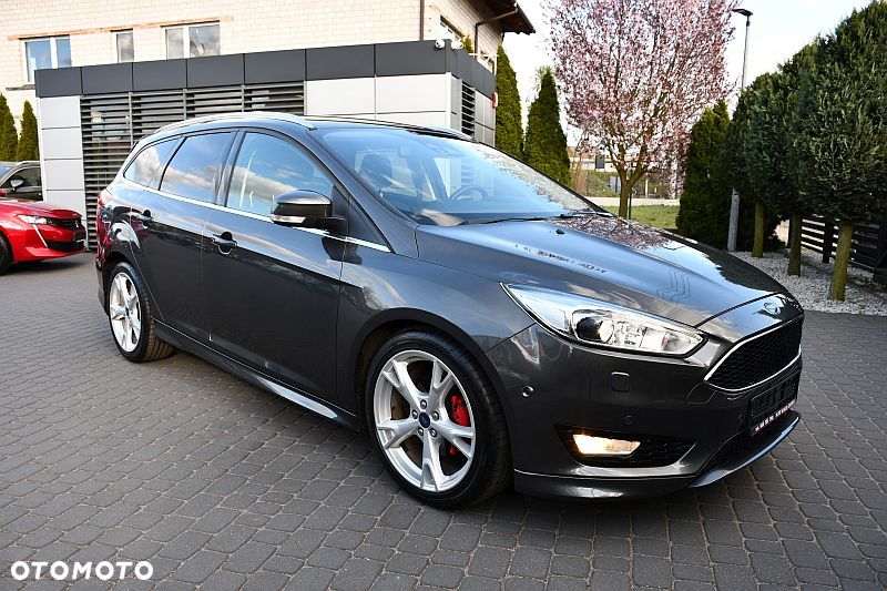 Ford Focus 1.5 EcoBlue Start-Stopp-System TITANIUM DESIGN - 39