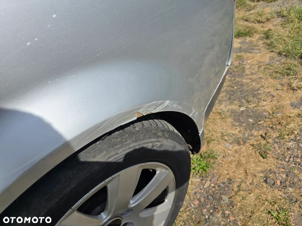 Audi A4 ver-1-8t-quattro - 5