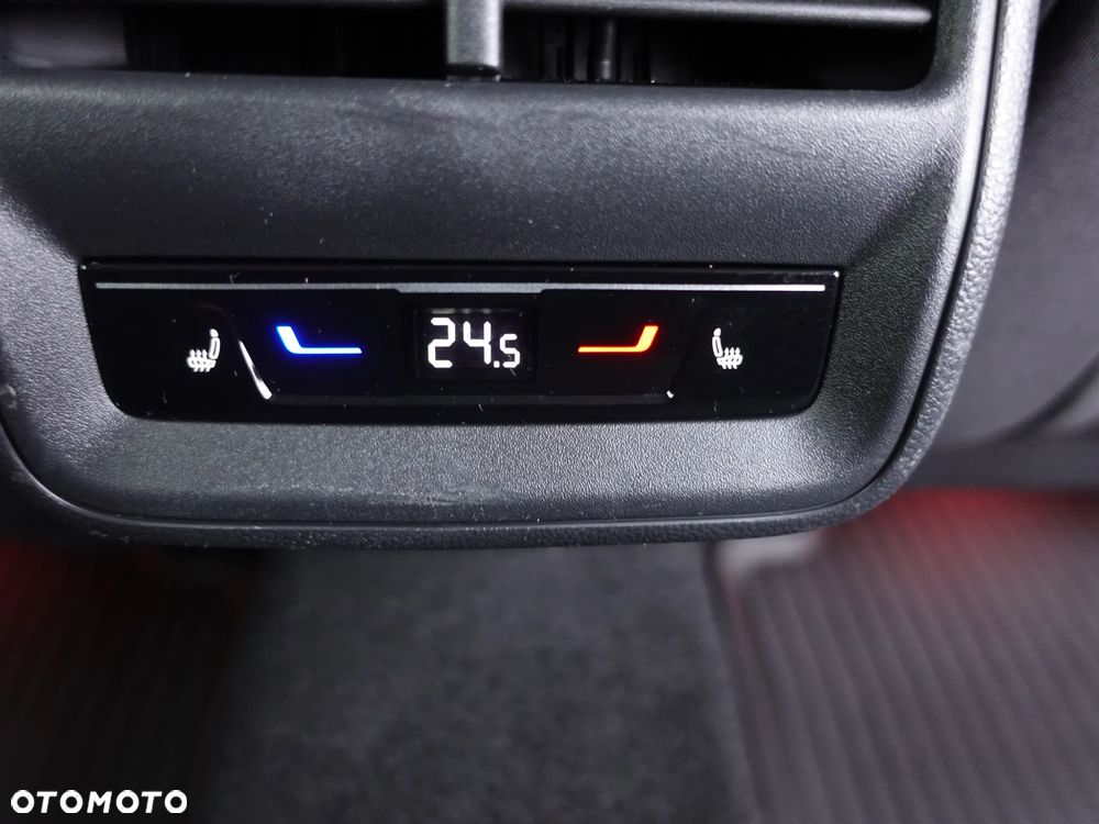 Skoda Superb 2.0 TDI DSG Selection - 7