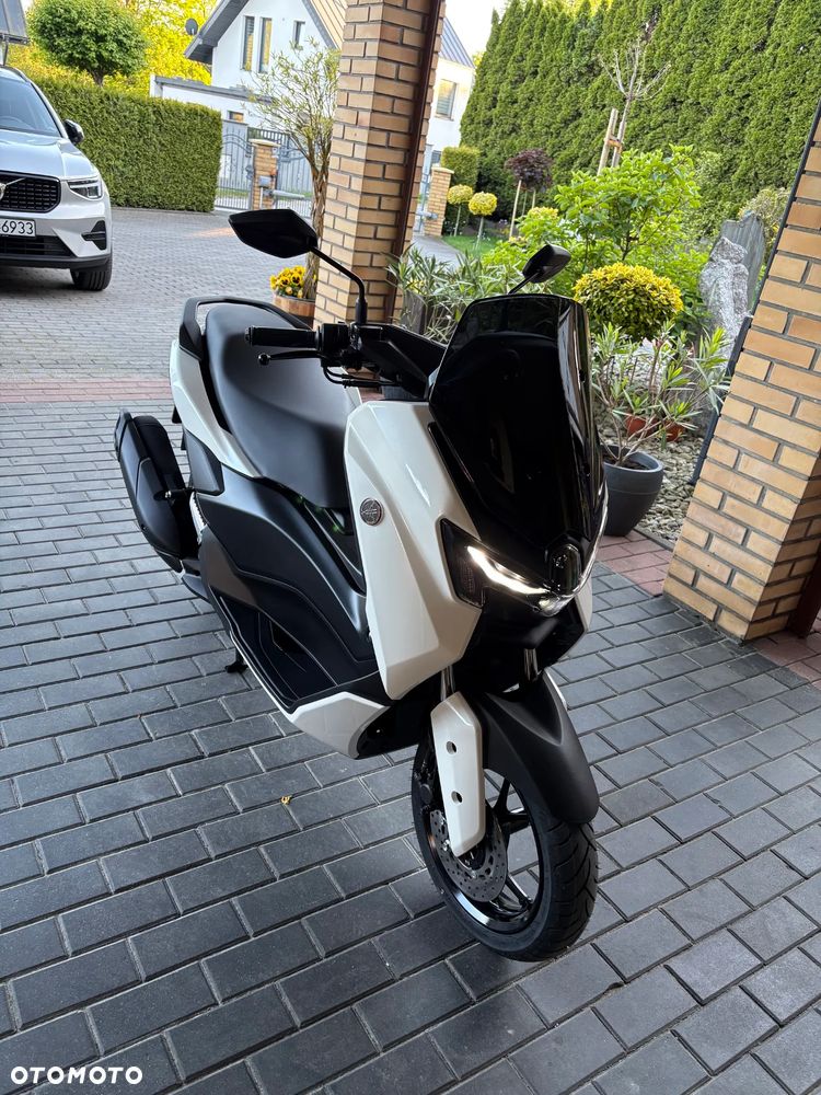 Yamaha NMAX - 5