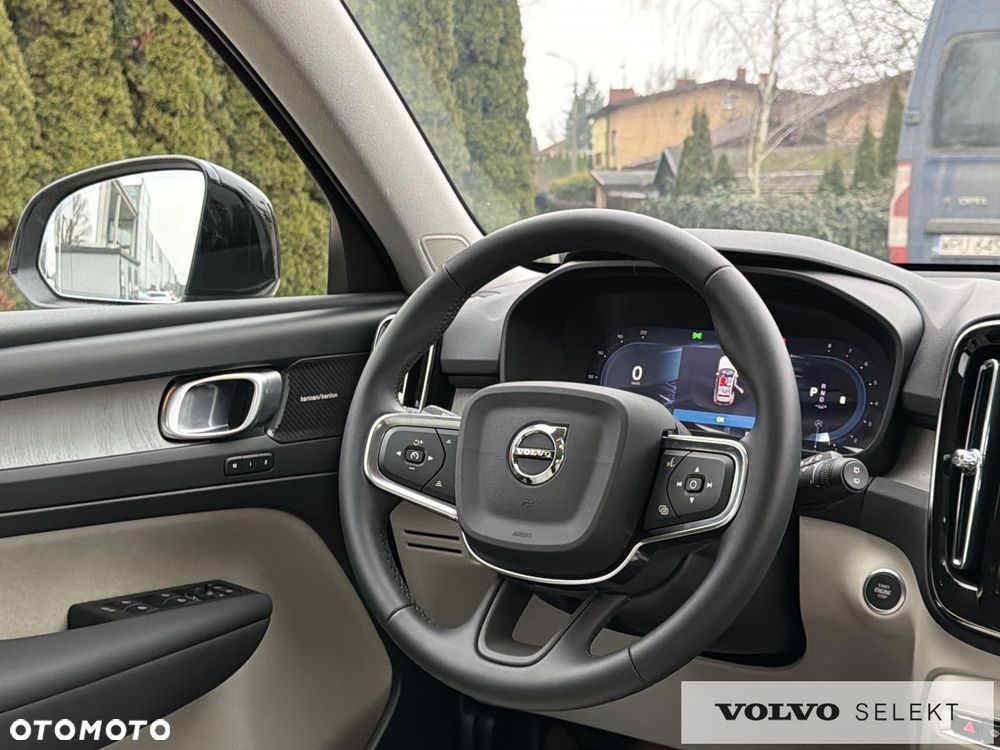 Volvo XC 40 - 12