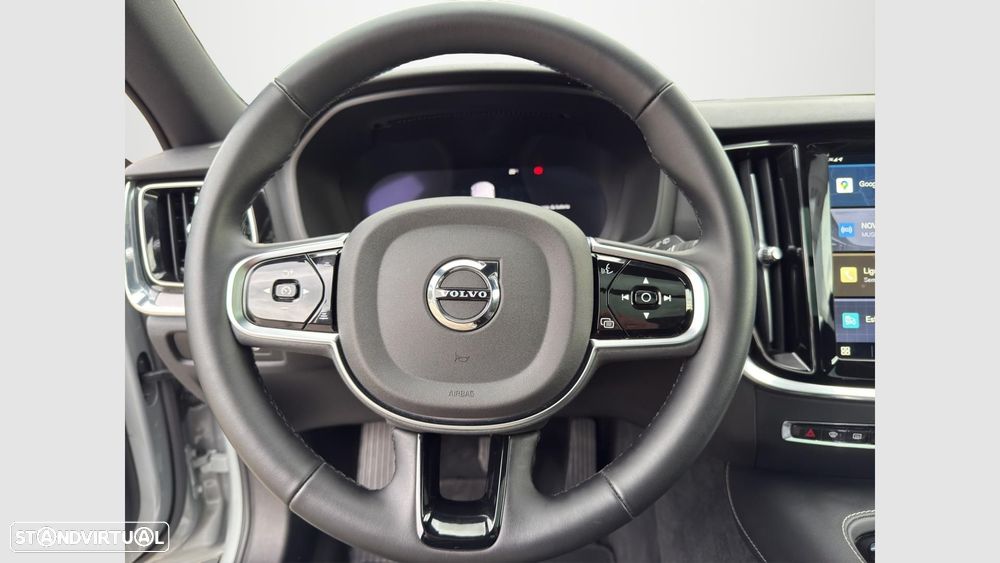 Volvo V60 2.0 T6 AWD TE Plus Dark - 11