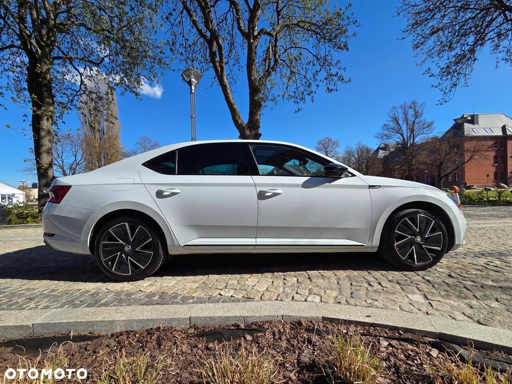 Skoda Superb 2.0 TSI 4x4 Sportline DSG - 4