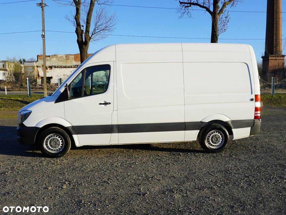 Mercedes-Benz Sprinter - 5
