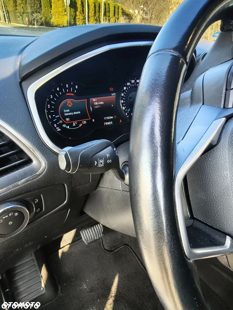 Ford S-Max ver-2-0-ecoblue-titanium - 10