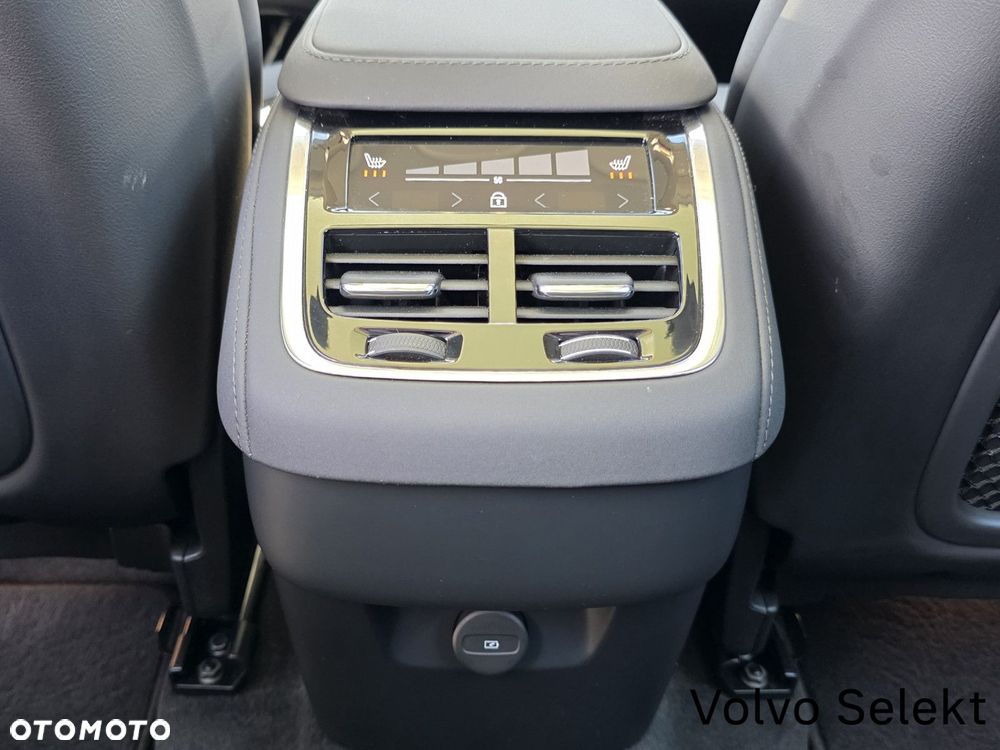 Volvo XC 90 - 36