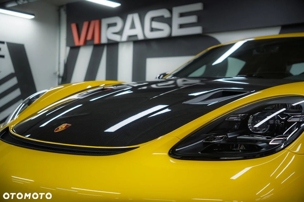 Porsche 718 Cayman - 11