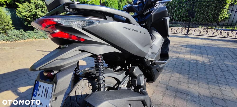 Honda NSS - 9