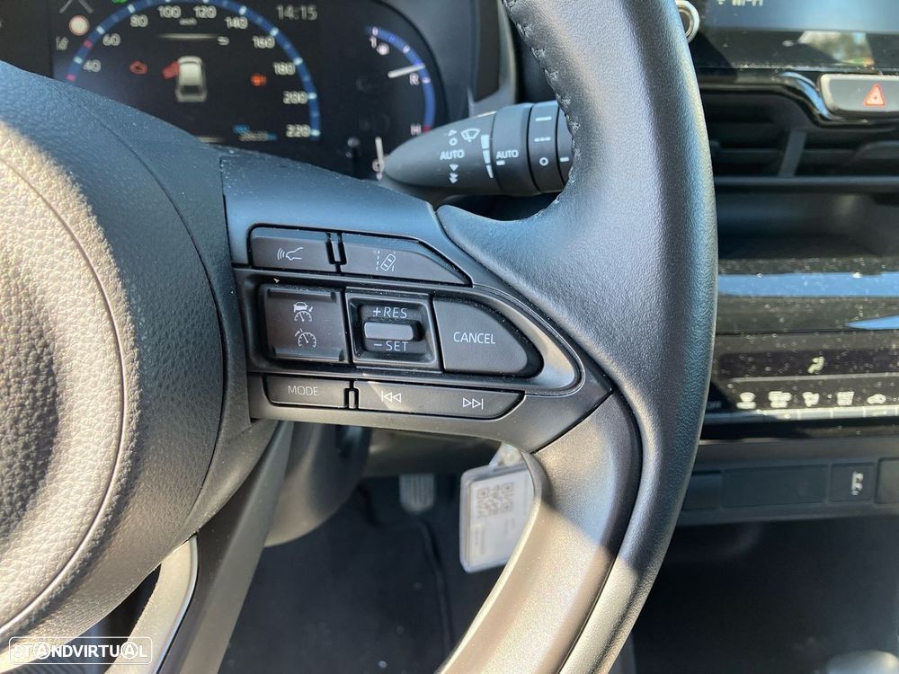 Toyota Yaris Cross 1.5 HDF Comfort Plus - 31