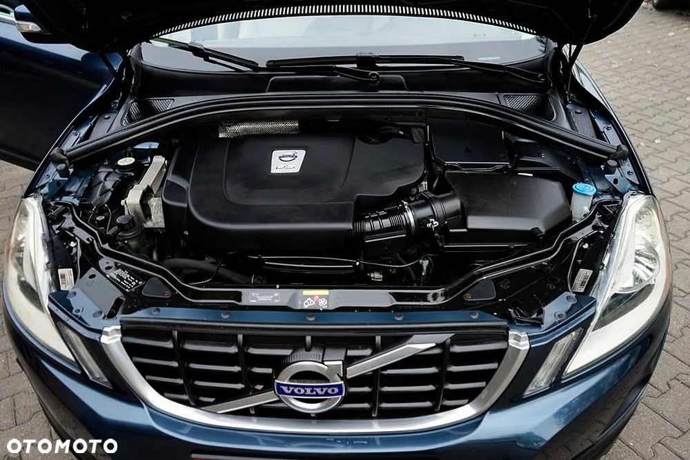 Volvo XC 60 2.4D AWD - 8