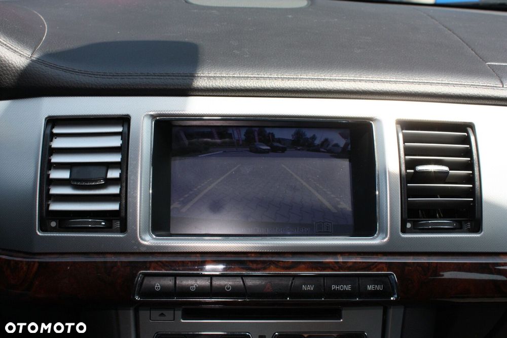 Jaguar XF 3.0 V6 D S Luxury - 34