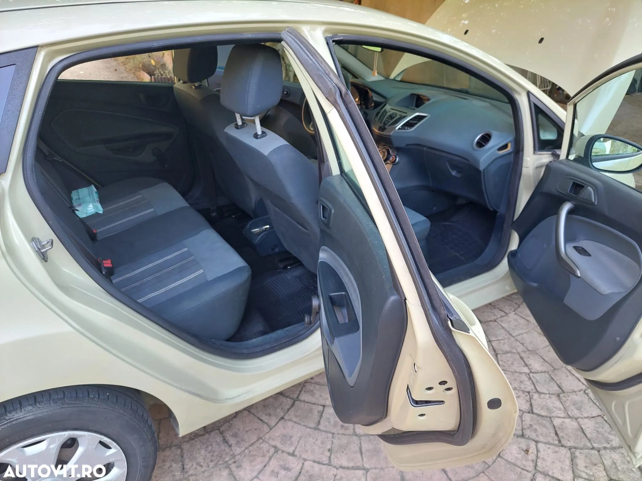 Ford Fiesta 1.25i Trend - 18