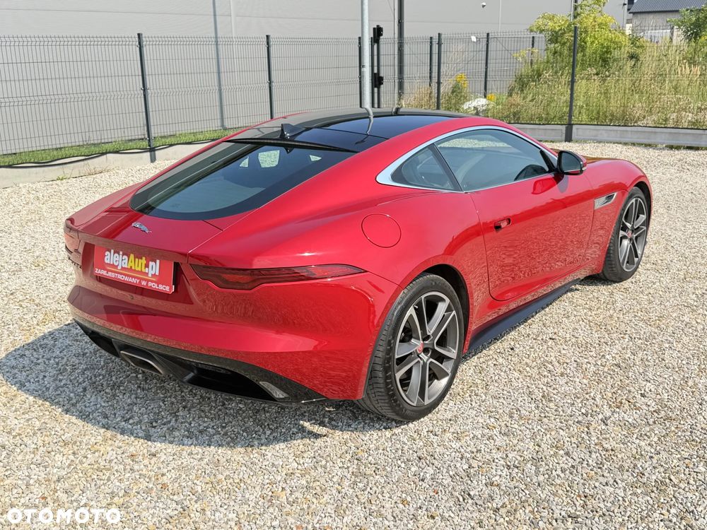 Jaguar F-Type 2.0 Turbo R-Dynamic - 4