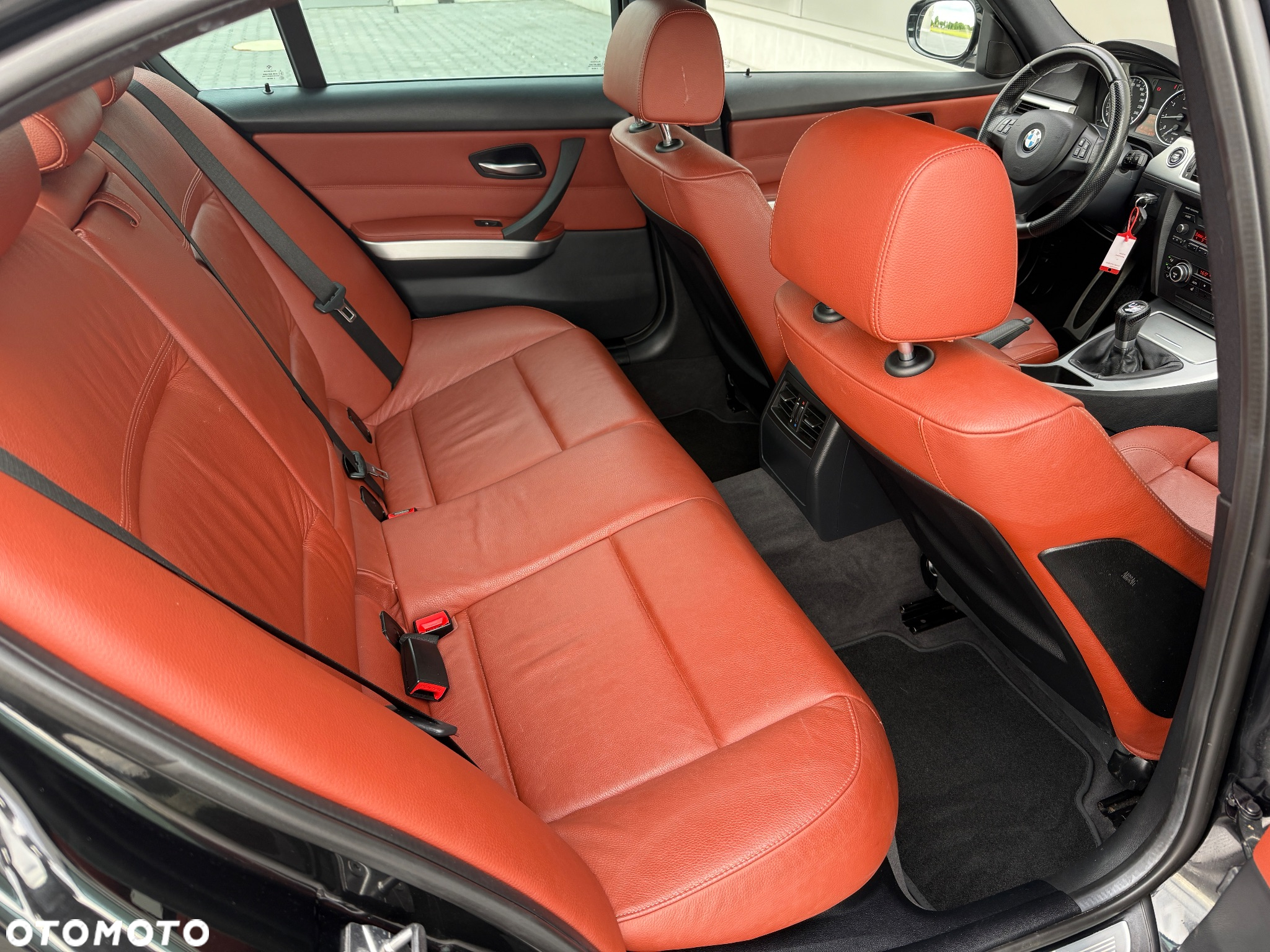 BMW Seria 3 320i - 26