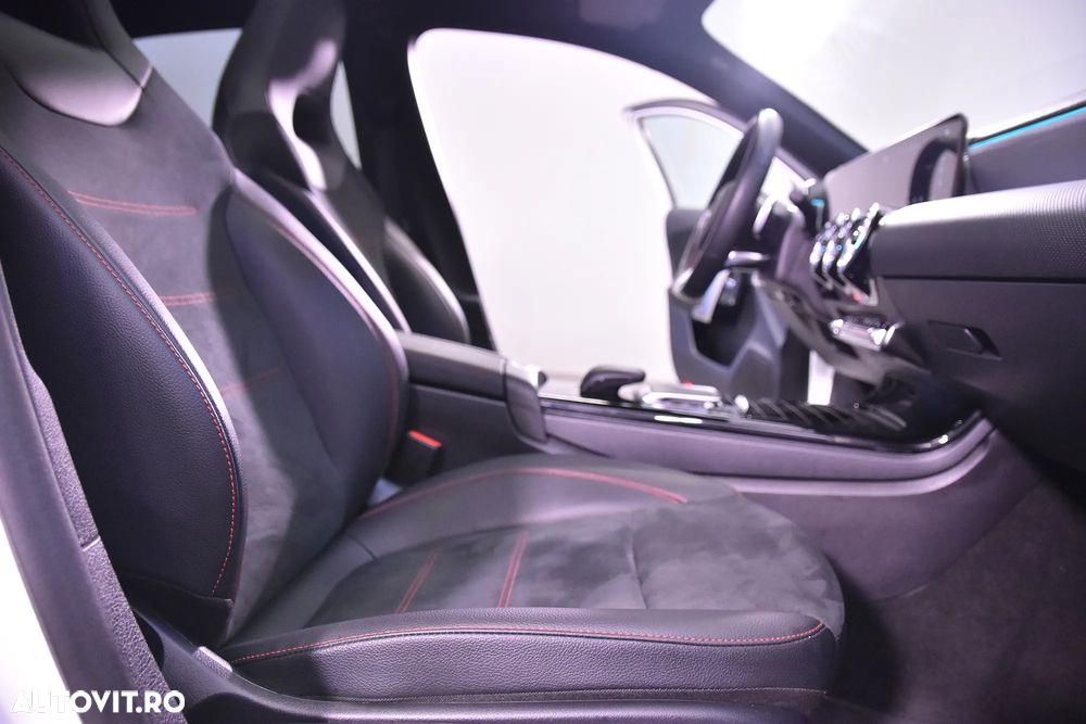 Mercedes-Benz A 200 4MATIC Aut. - 11