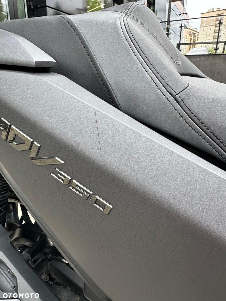 Honda ADV350 - 13