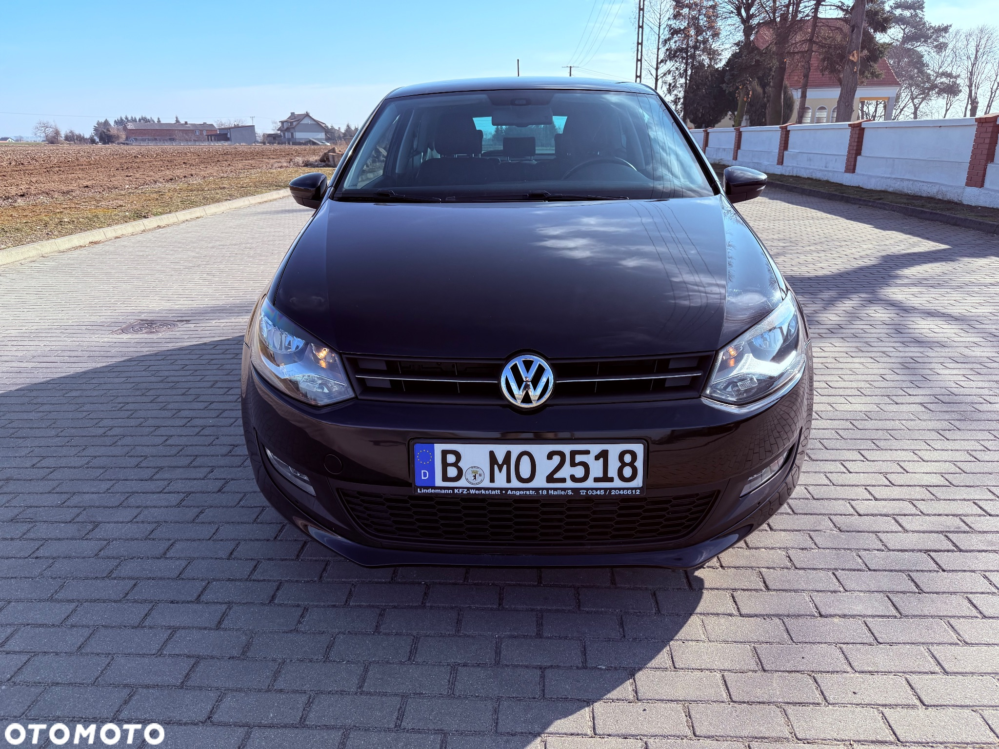 Volkswagen Polo - 2