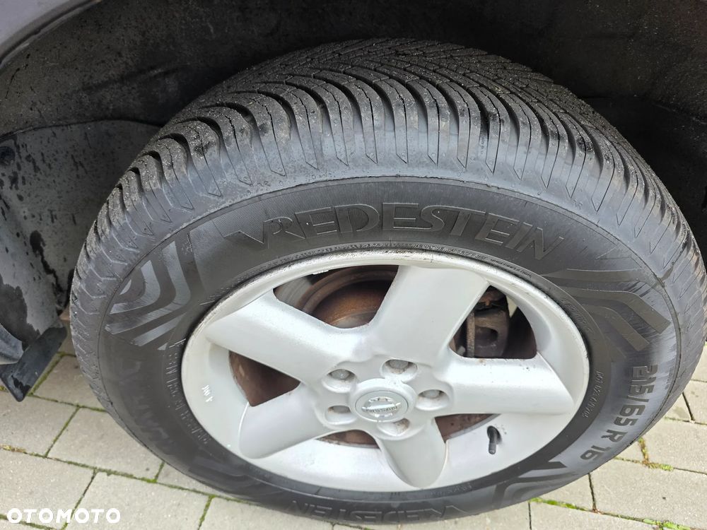 Nissan Qashqai 1.6 acenta - 26