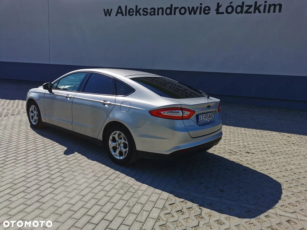 Ford Mondeo - 8