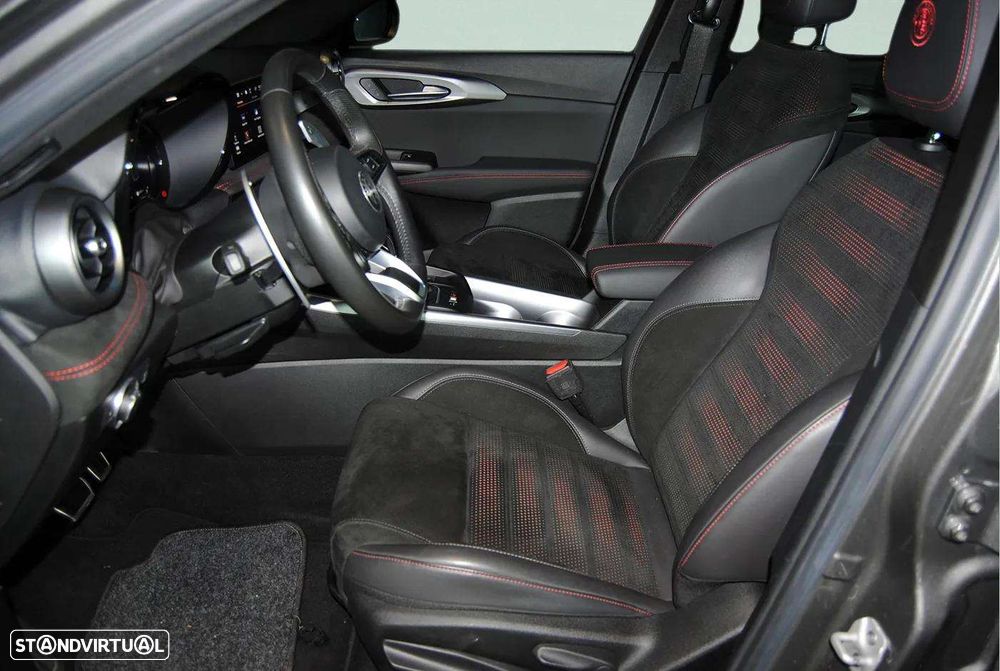 Alfa Romeo Tonale 1.3 Plug-In Hybrid Veloce e-AWD - 20