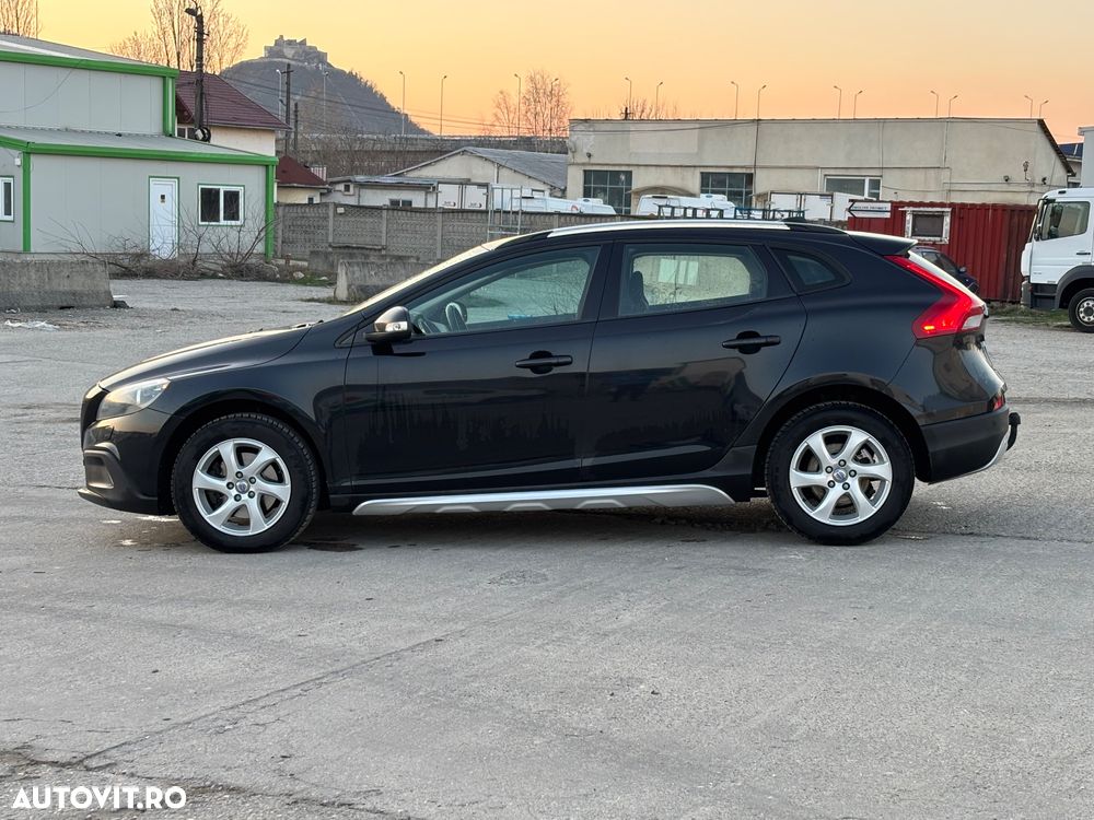 Volvo V40 D2 Basic - 10