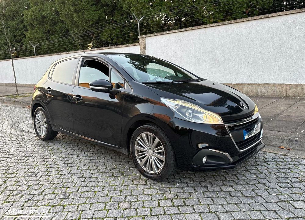 Peugeot 208 1.6 BlueHDi Style - 3