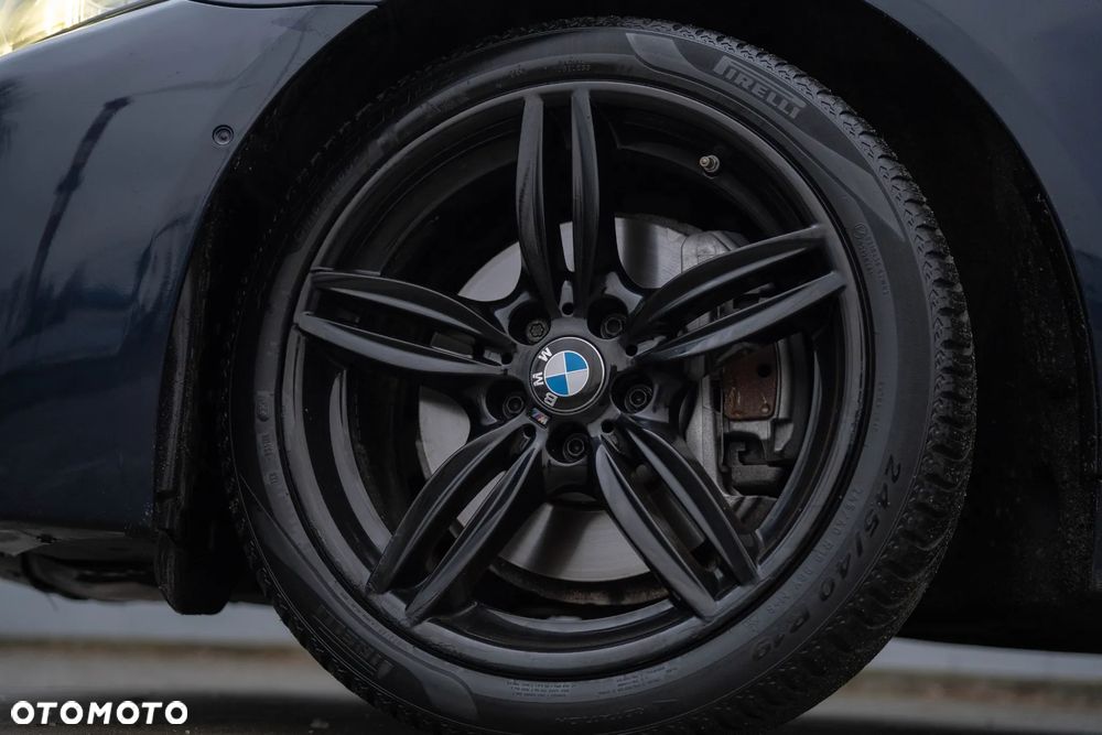 BMW Seria 5 530d xDrive Sport-Aut Luxury Line - 35