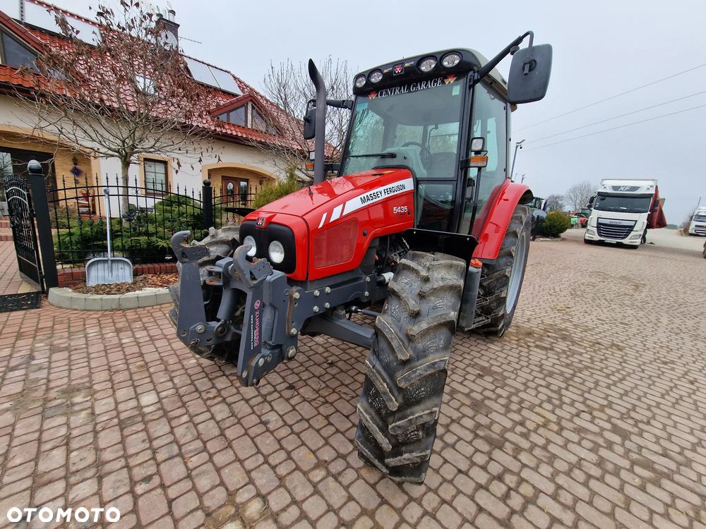 Massey Ferguson 5435, 2011r., 85KM - 5